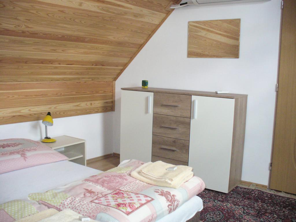Penzion Jarka Lednice Cameră foto